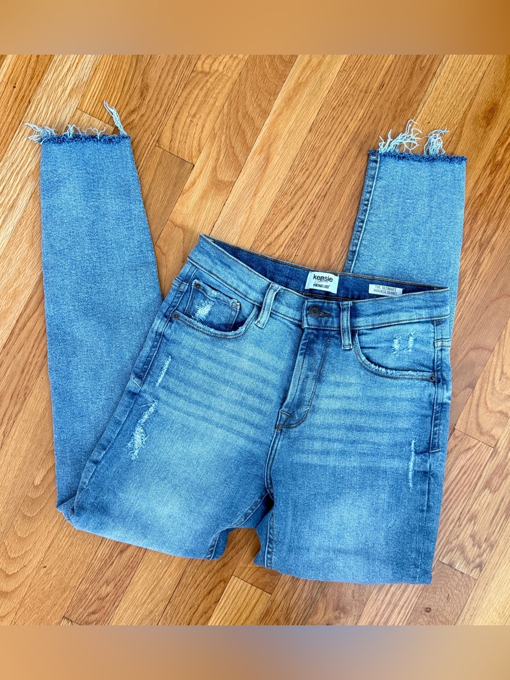 Kensie Light Wash Skinny Jeans Size 4/27